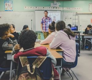 Aula con alumnos